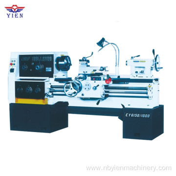 Conventional horizontal metal lathe machine